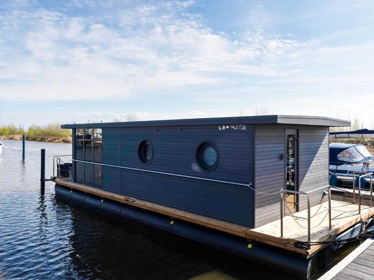 Отель Beautiful Houseboat In Marina Of Волендам Экстерьер фото