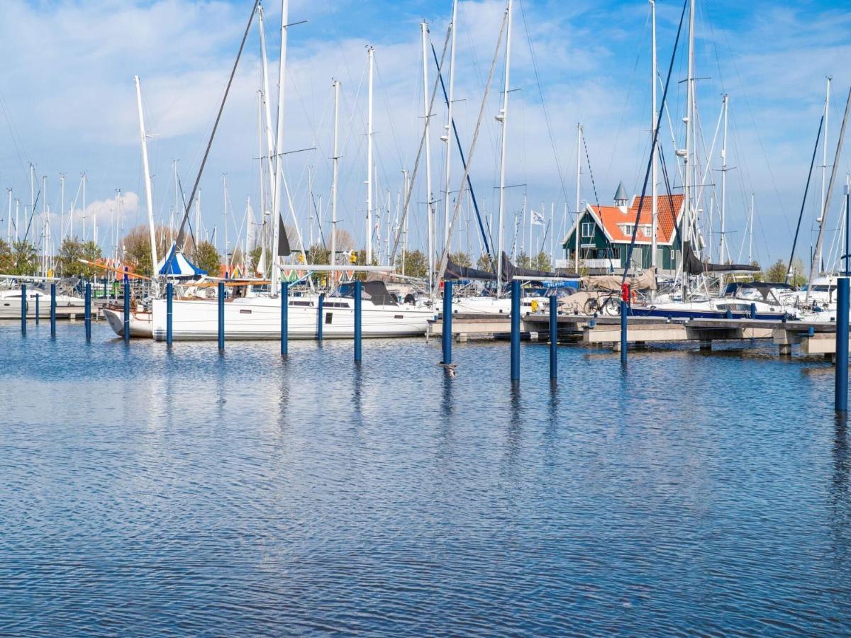 Отель Beautiful Houseboat In Marina Of Волендам Экстерьер фото